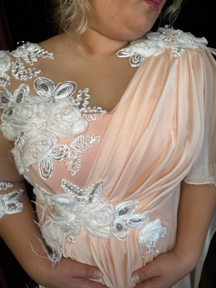 Tasarım şifon 3d Nişan elbisesi - Görsel 2