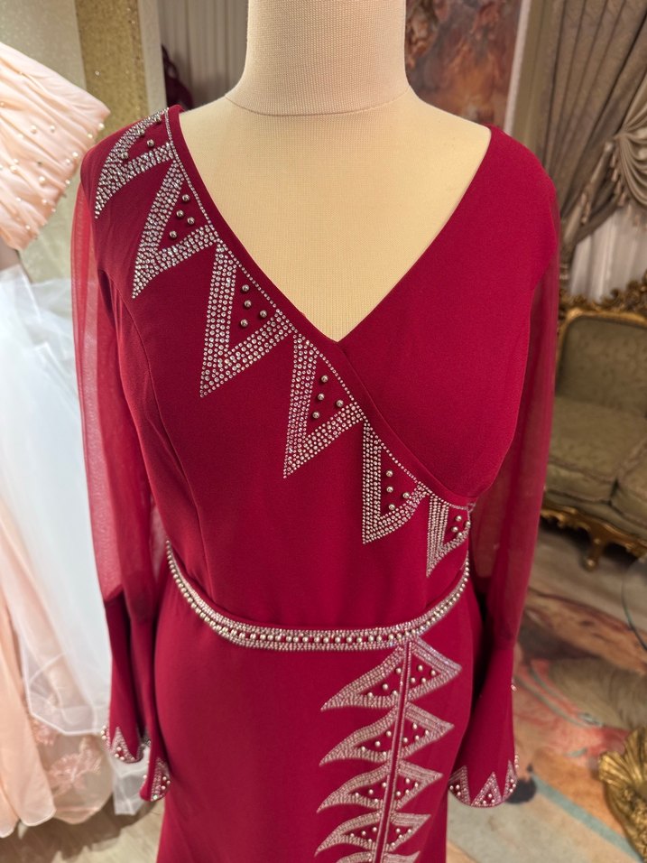 Bordo İşlemeli tül kol taşlı - Görsel 2