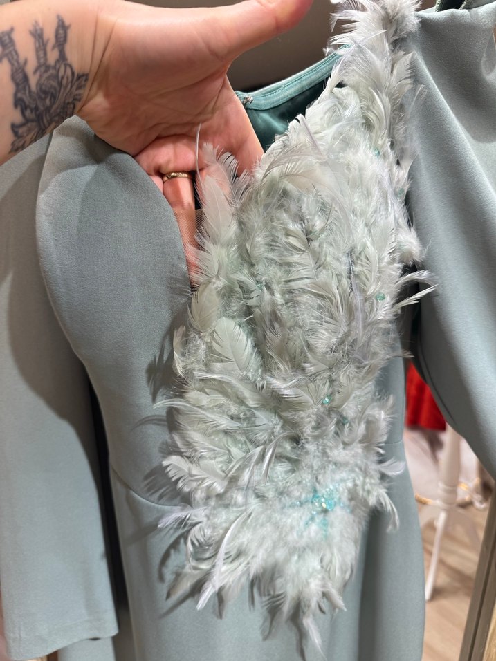 Mint yeşili Couture tasarım - Görsel 3