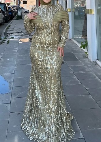 Altın Renkli Uzun Kollu Yılan Desenli Abiye Elbise - Görsel 2