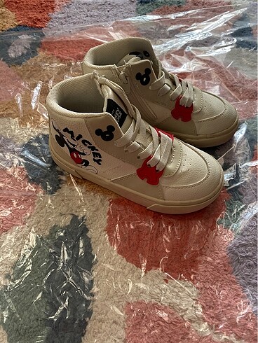 Zara mickey spor ayakkabı
