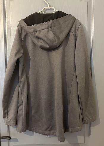 Gri Kapüşonlu Yüksek Yakalı Kadın Mont - Görsel 3