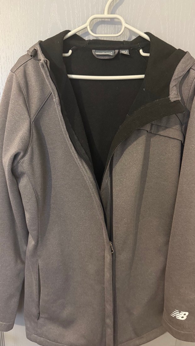 Gri Kapüşonlu Yüksek Yakalı Kadın Mont - Görsel 4