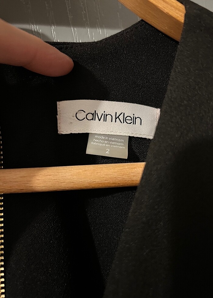 ÜSTE OTURAN KLASİK ELBİSE - Görsel 3