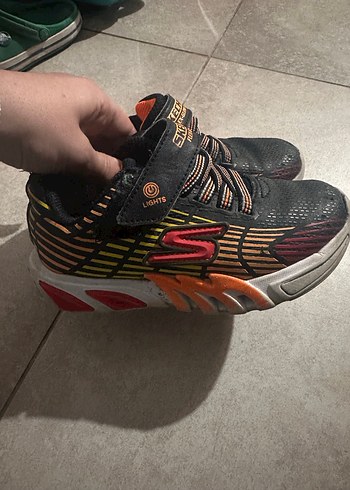 Skechers ışıklı çocuk ayakkabısı - Görsel 2