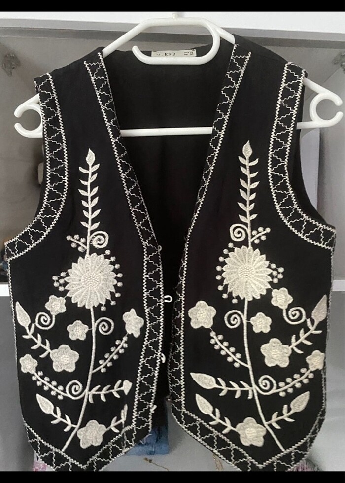 Nakışlı yelek - Görsel 2