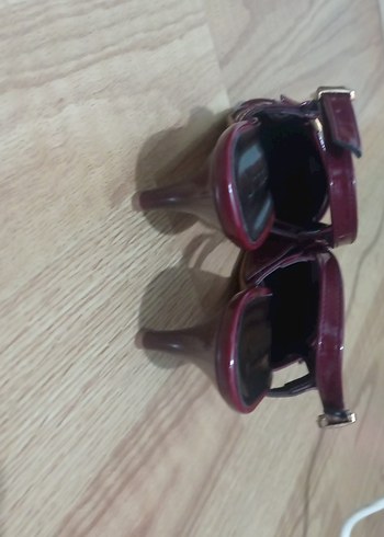 Bordo Rugan Tokalı Stiletto Kadın Ayakkabı - Görsel 3