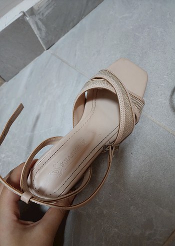 36 Beden ten rengi Renk Bej Minimalist Sandalet
