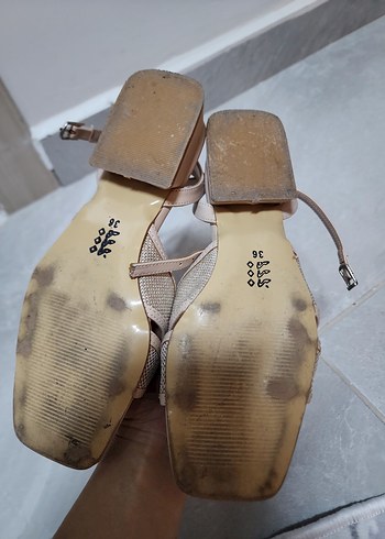 Diğer Bej Minimalist Sandalet