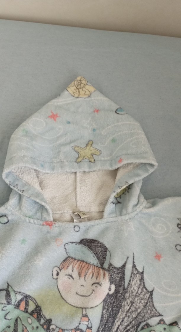 Kapüşonlu Çocuk Bornozu Gri Desenli - Görsel 3