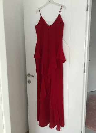 kırmızı uzun elbise