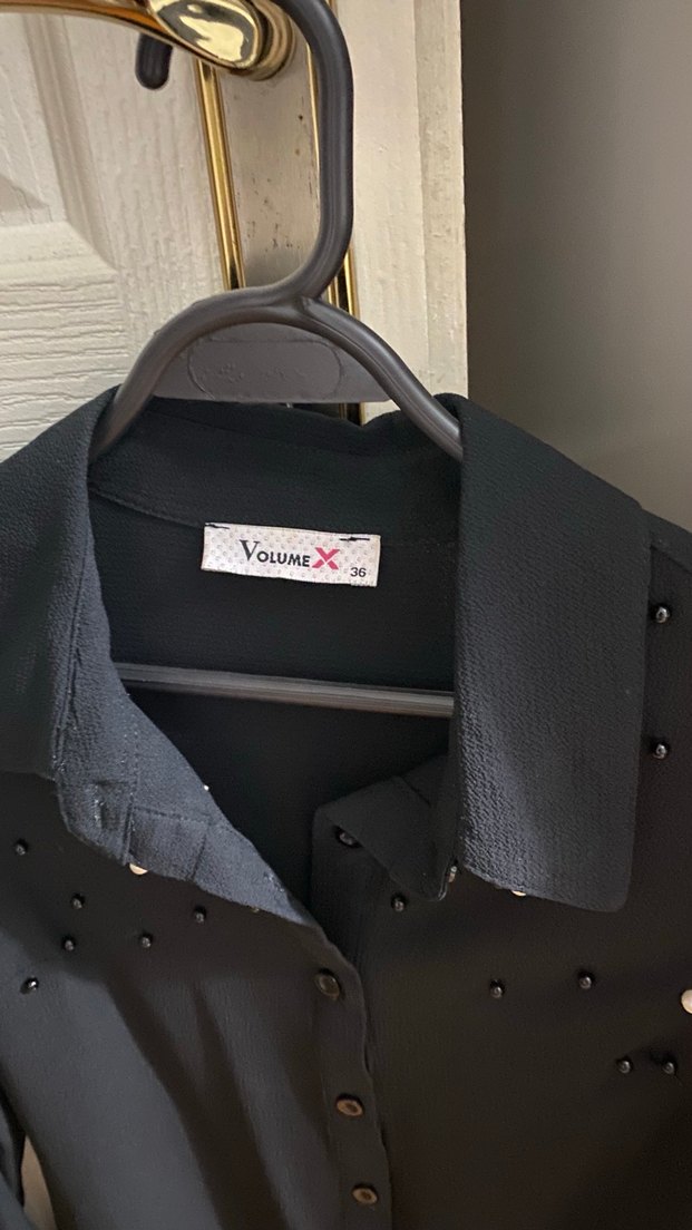 Siyah Düğmeli Uzun Kollu Kadın Gömlek - Görsel 2