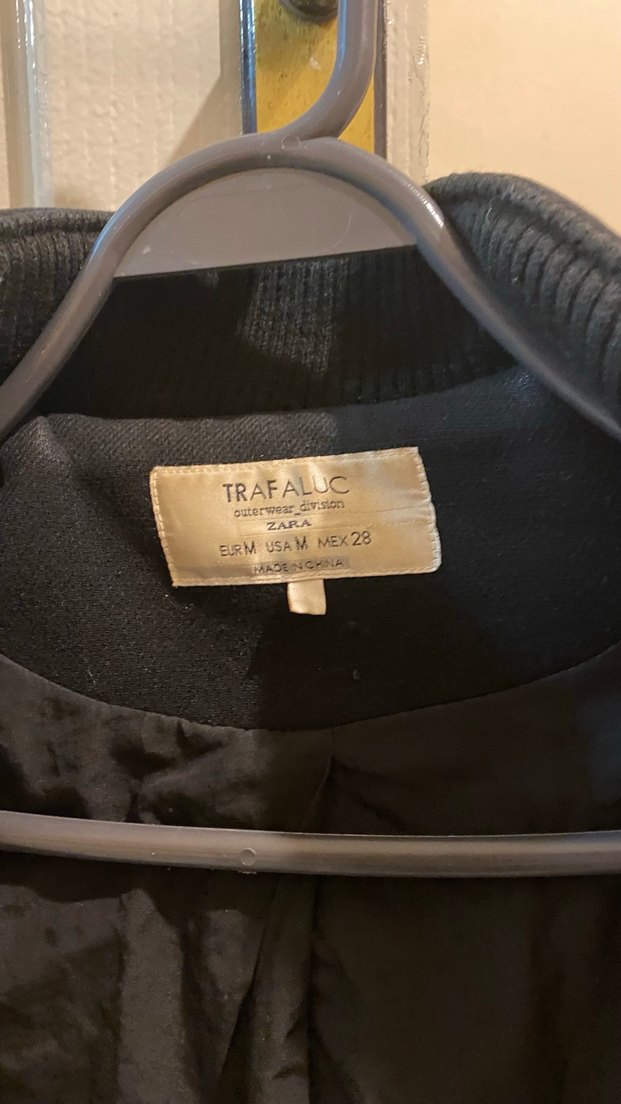 Zara siyah Fermuarlı Mont - Görsel 4