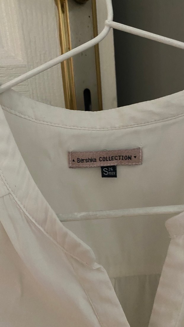 Bershka Uzun Kollu Ekru V Yakalı Kadın Gömlek - Görsel 4