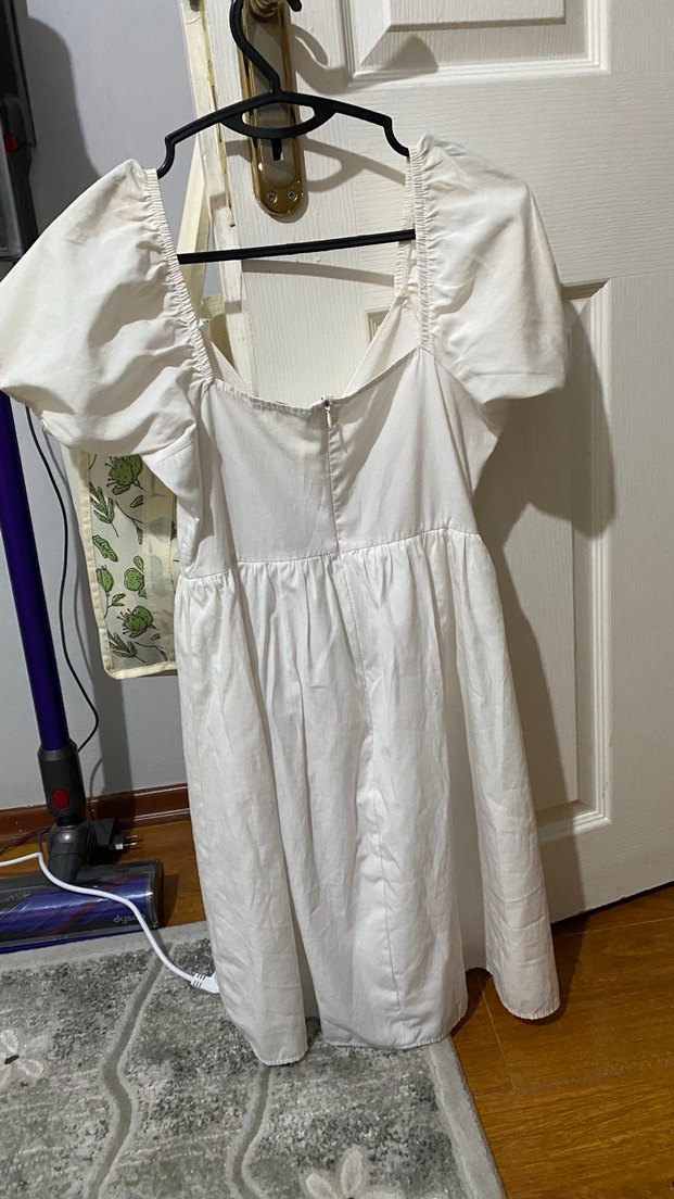 Nakışlı V Yakalı Midi Beyaz Elbise - Görsel 3