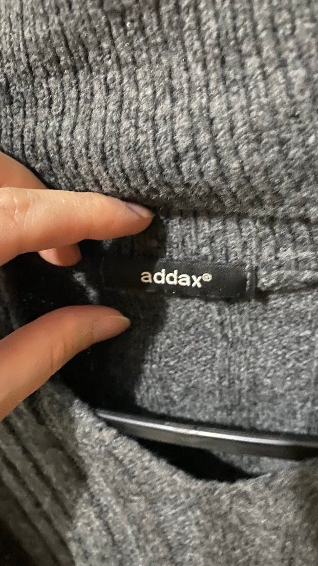 Gri V Yaka Örgü Kadın Kazak - Görsel 3