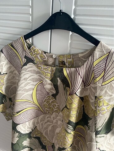 Kısa kollu bluz - Görsel 3