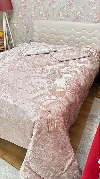 Karaca Home Karaca home yatak örtüsü