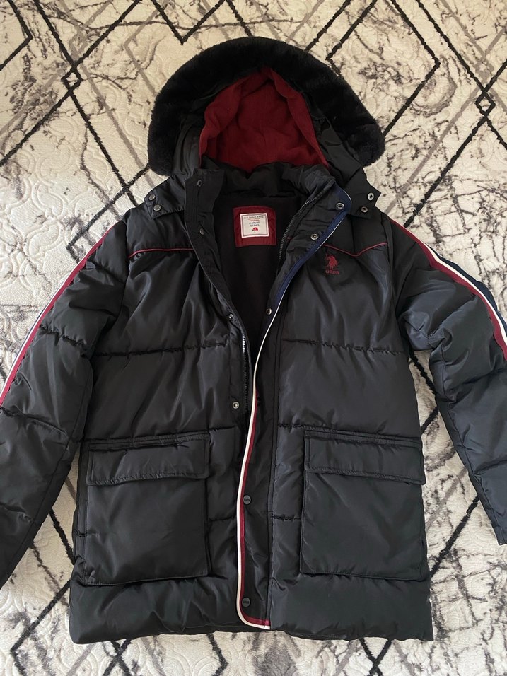 Siyah Erkek Çocuk Kapüşonlu Mont - Görsel 2