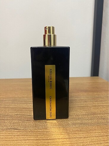 Atelierrebul cardamom oud parfüm