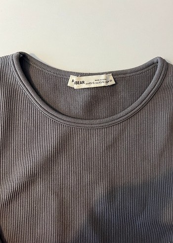 Pull and bear Kadın Gri Uzun Kollu Crop Top - Görsel 2