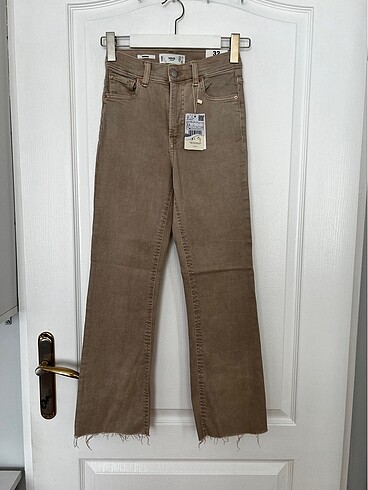 Mango jean