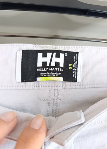 33 Beden Helly Hansen Beyaz Bel Detaylı Erkek Midi Şort