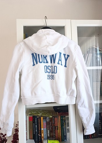 LC Waikiki Kadın Beyaz Fermuarlı Sweatshirt