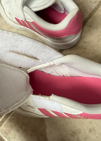 Kız Çocuk Pembe Bantlı Spor Ayakkabı - Görsel 4