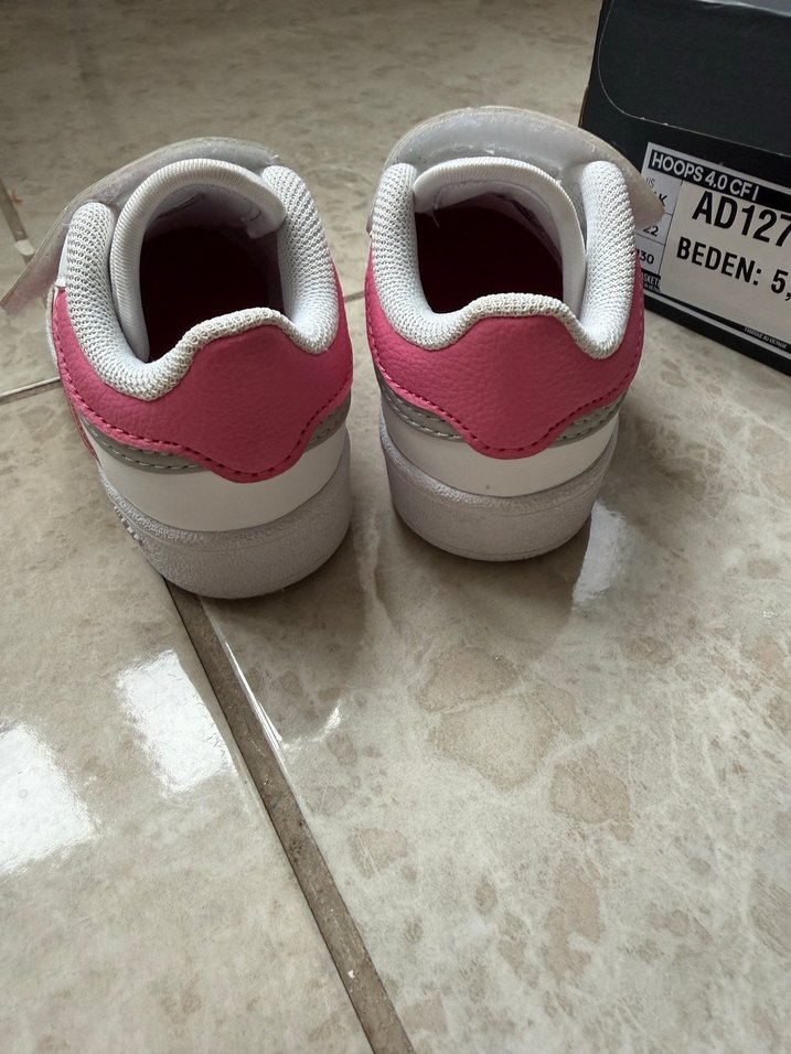 Kız Çocuk Pembe Bantlı Spor Ayakkabı - Görsel 2