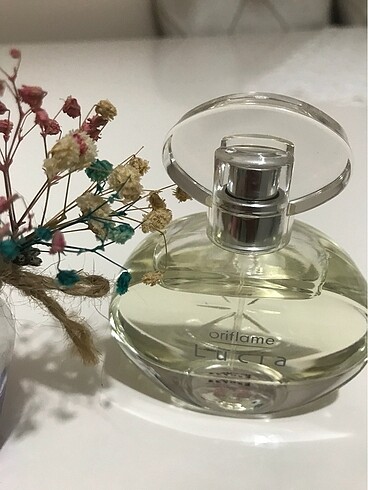 Oriflame LUCIA parfüm