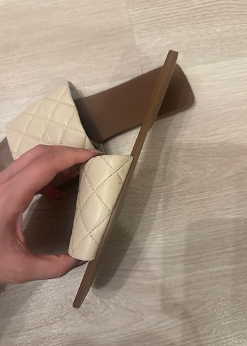 H&M Bej Kadın Dikişli Terlik