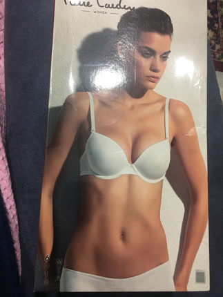 Pierre Cardin Pierre cardin sütyen ten rengi 90/B boş kap dik tutma telli bir