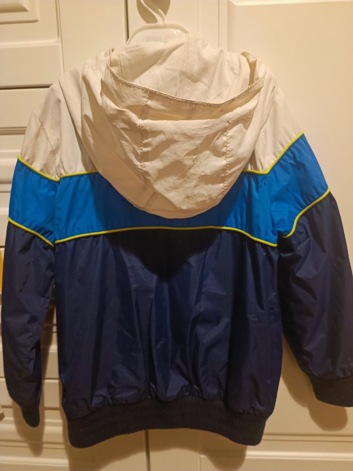 Erkek Çocuk Parçalı Renkli Fermuarlı Yağmurluk - Görsel 3