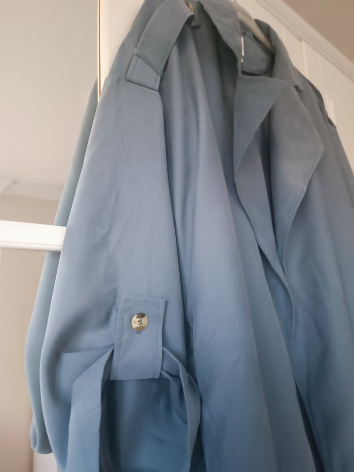 Mavi Uzun Kadın Trençkot - Görsel 3