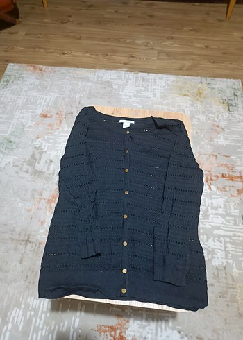 Düğmeli Siyah Kadın Hırka - Görsel 3