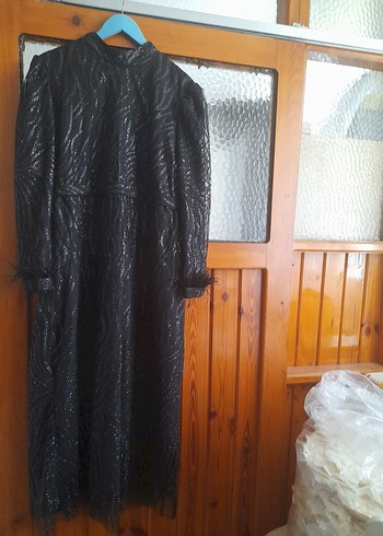 Uzun Siyah Yılan Desenli Gotik Elbise \ 50 beden abiye