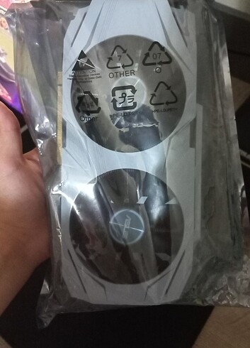 ASUS EKRAN KARTI FAN VE BLOĞU