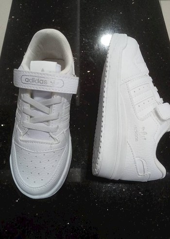 Beyaz Adidas Kadın Spor Ayakkabı Velcro