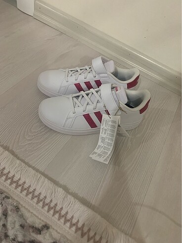 Adidas ayakkabı