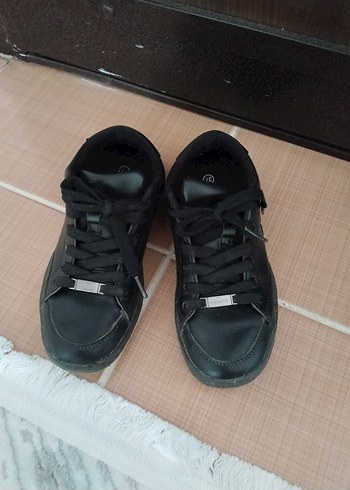 Kinetix Siyah Kadın Spor Ayakkabı Velcro Detaylı