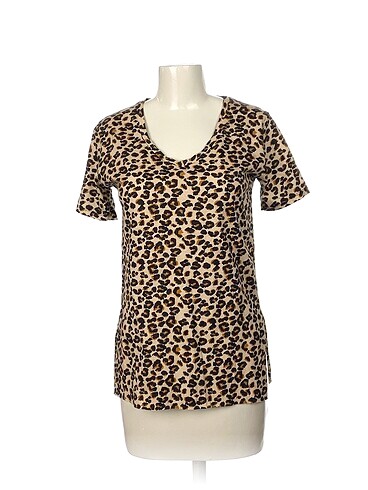 Diğer T-shirt %70 İndirimli.