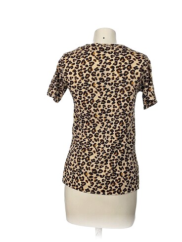 s Beden Diğer T-shirt %70 İndirimli.