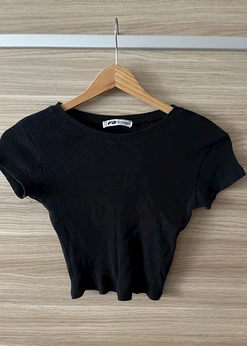 Siyah Kısa Kollu Crop Top