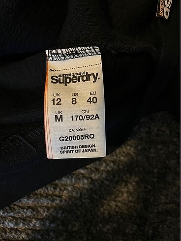 m Beden Orjinal Superdry marka sweatshirt