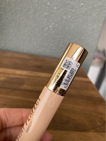 Beden Renk Flormar Kapatici 001 fair
