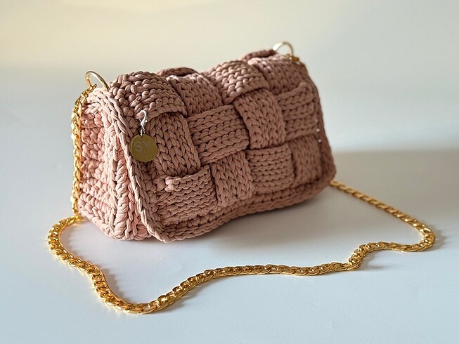 Bottega Veneta Puzzle örgü çanta
