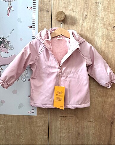 H&M Su geçirmez etiketli mont