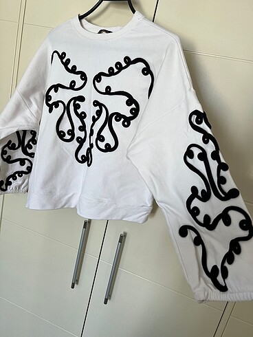 Desenli sweatshirt