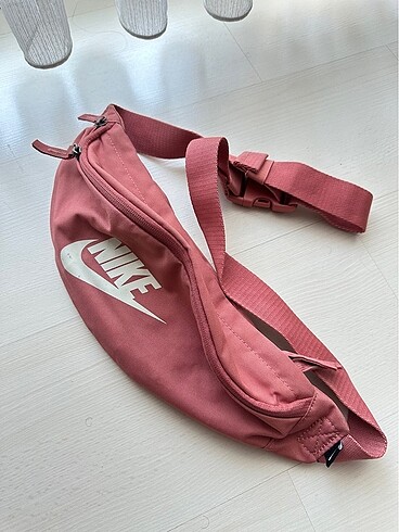 Nike bel çantası